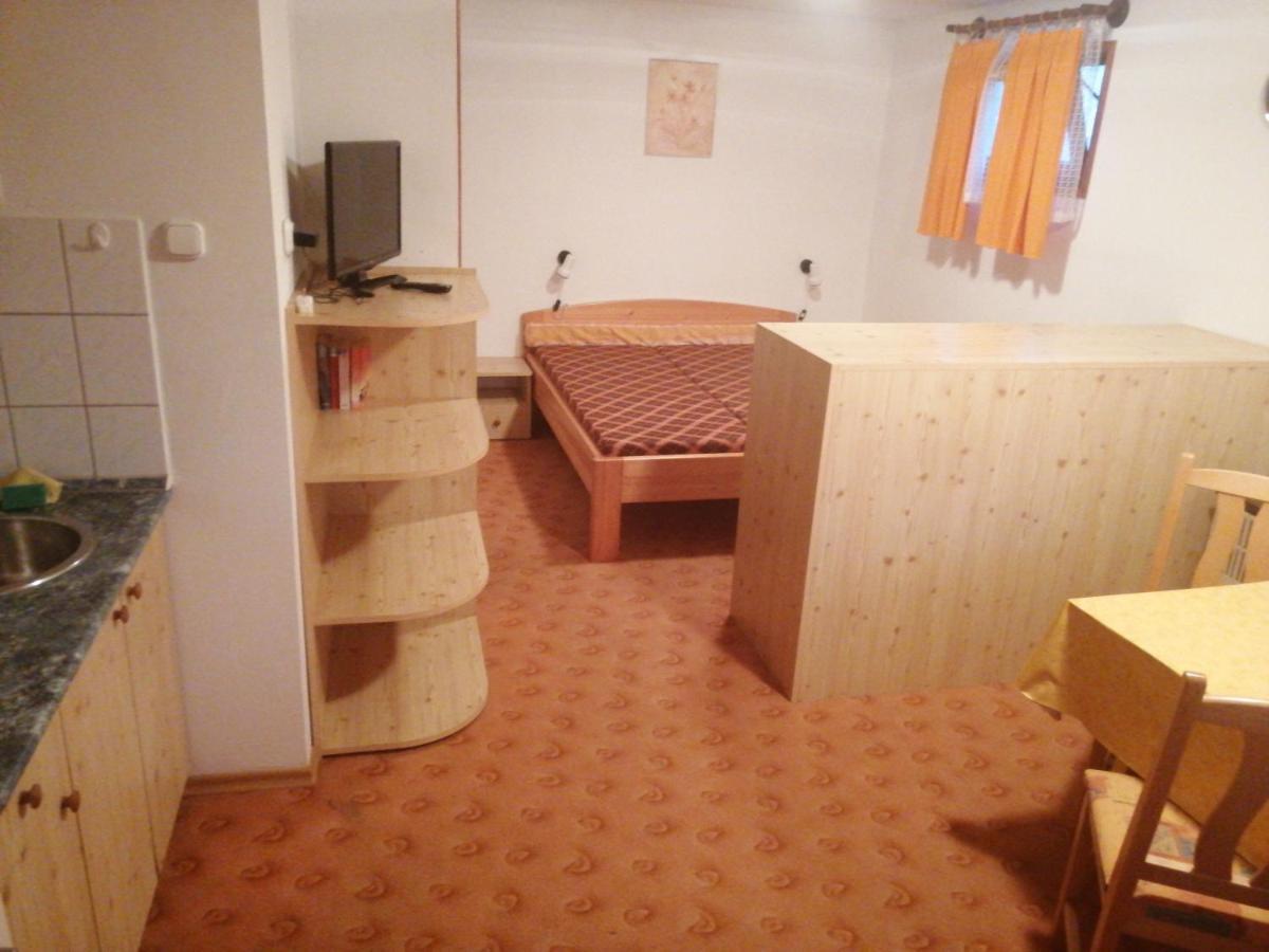Palinkas Jo Reggelt! Apartment Heviz Luaran gambar