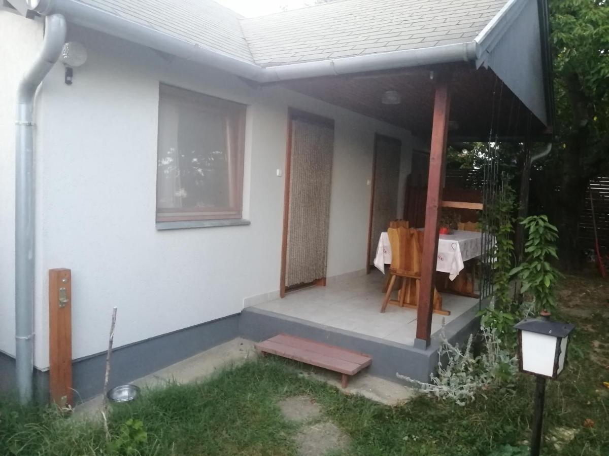 Palinkas Jo Reggelt! Apartment Heviz Luaran gambar