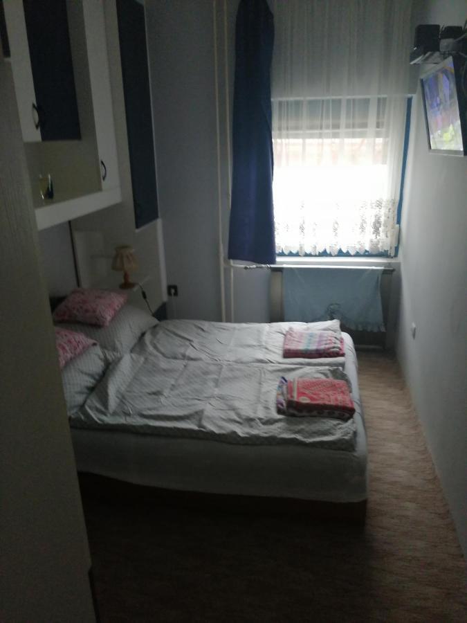 Palinkas Jo Reggelt! Apartment Heviz Luaran gambar