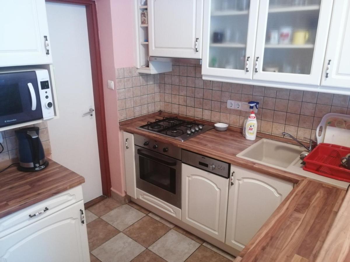 Palinkas Jo Reggelt! Apartment Heviz Luaran gambar