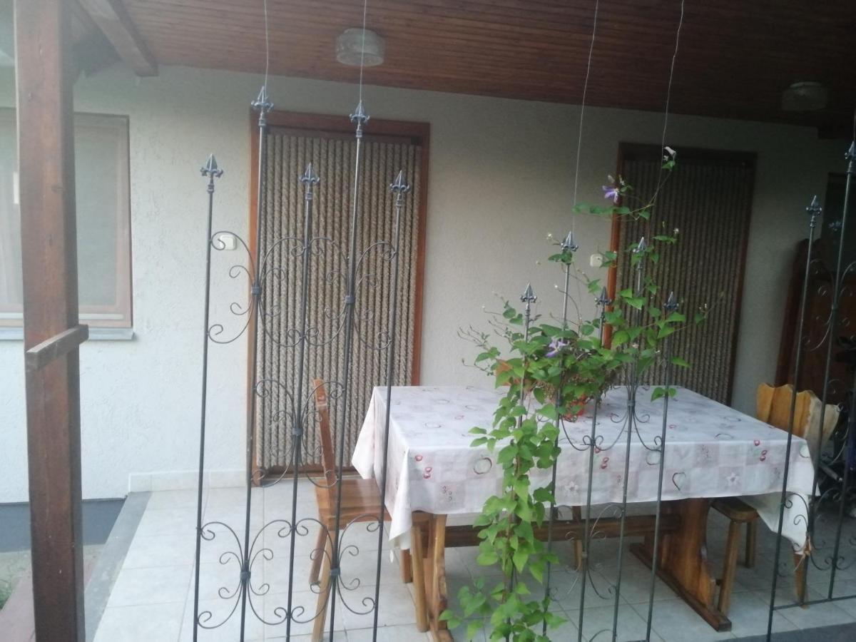 Palinkas Jo Reggelt! Apartment Heviz Luaran gambar