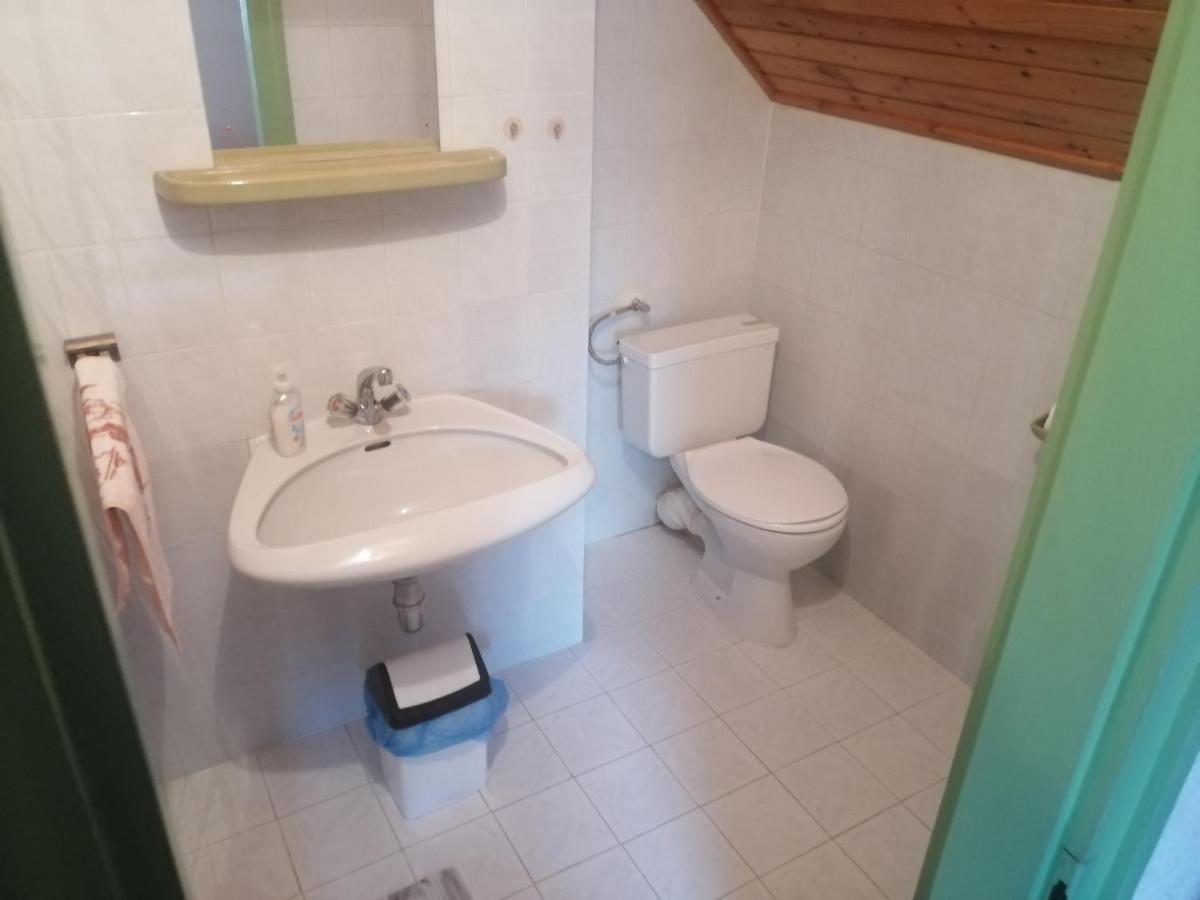 Palinkas Jo Reggelt! Apartment Heviz Luaran gambar