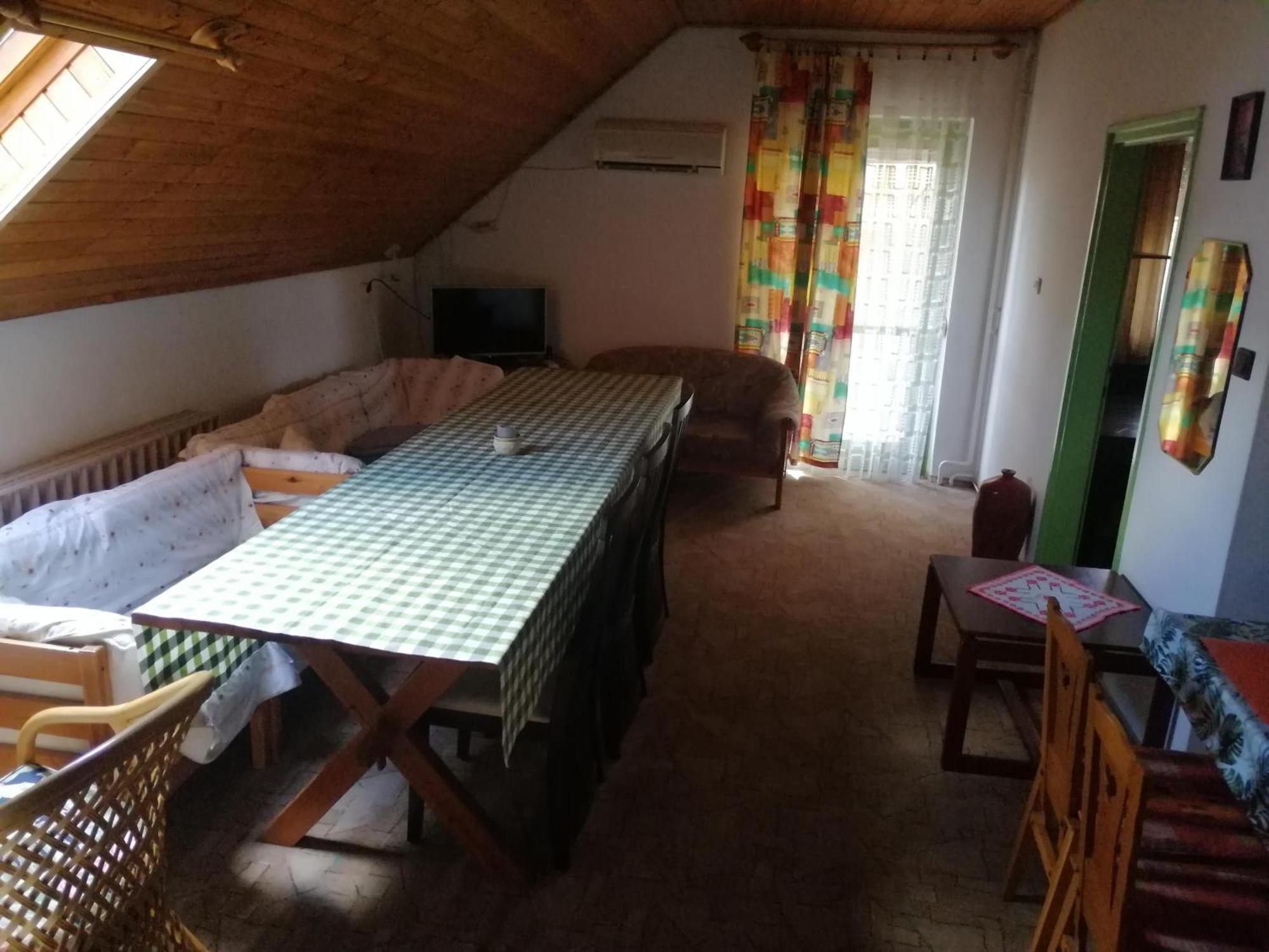 Palinkas Jo Reggelt! Apartment Heviz Luaran gambar